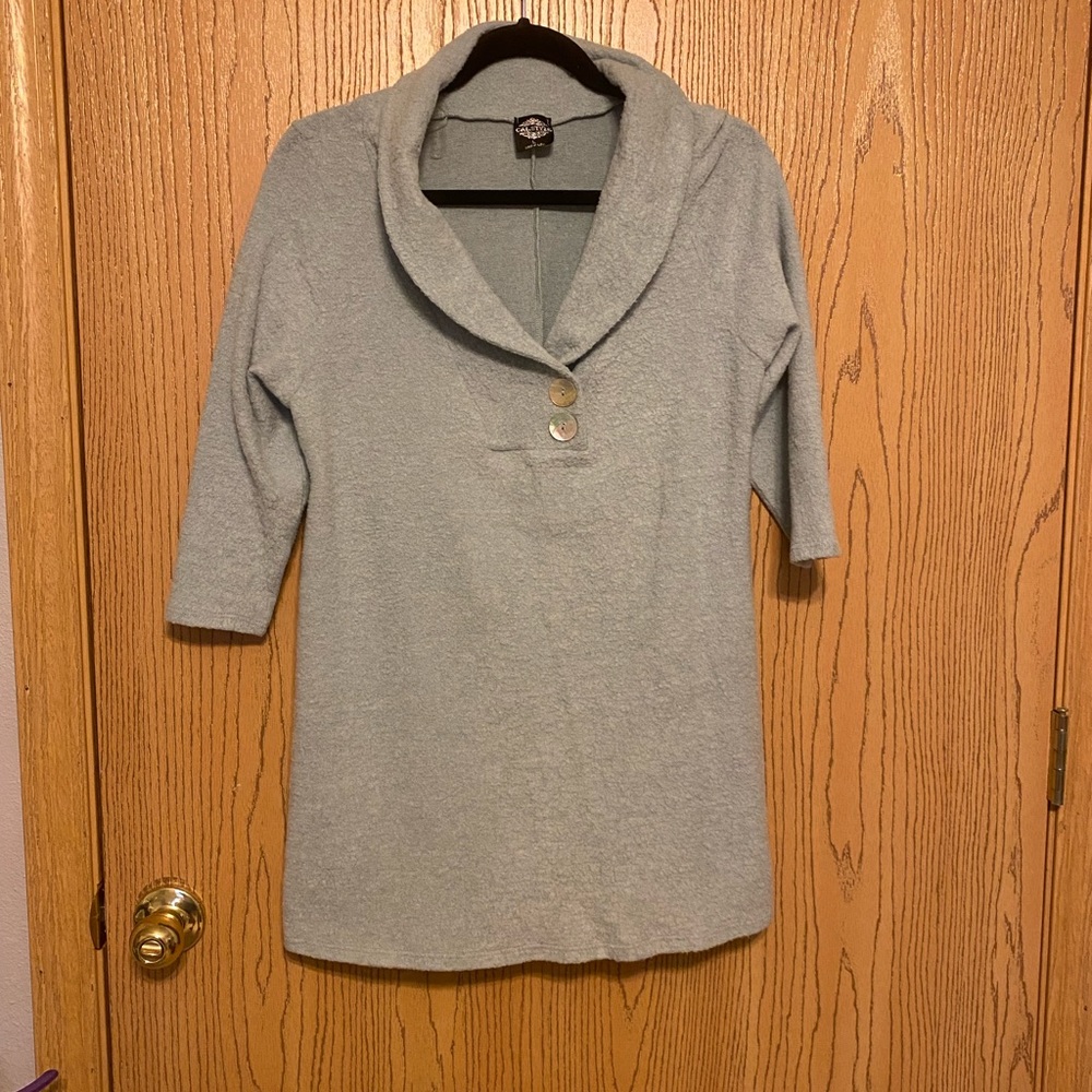 Calstyle sweater